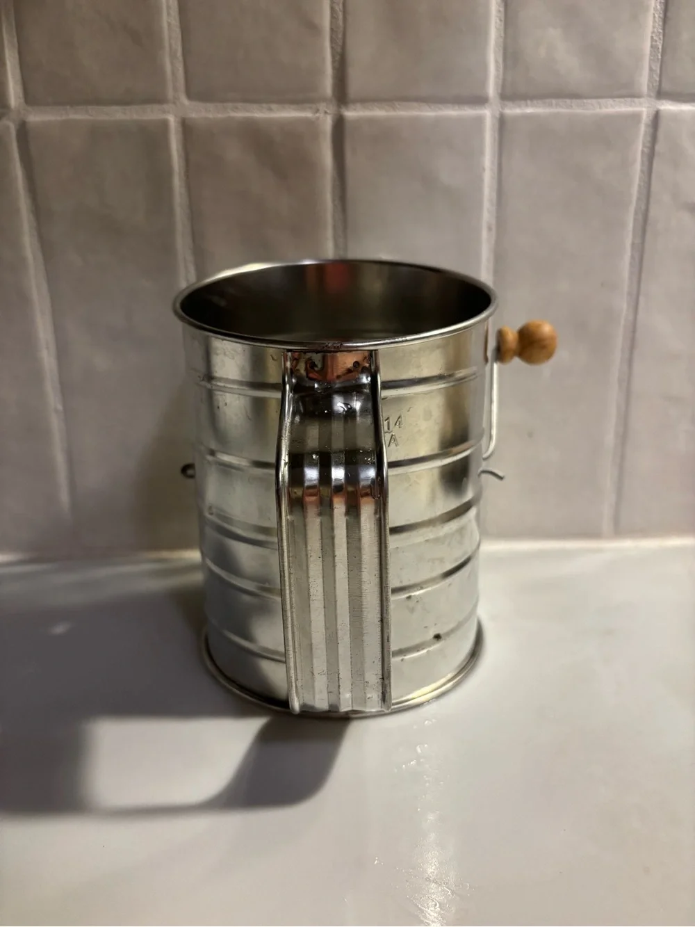 Classic Stainless Steel 3-Cup Rotary Flour & Sugar Sifter with Wood Handle Knob